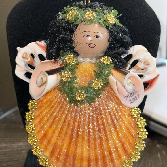 Maui Strong 2007 Hawaiian Native Christmas Ornament from local beach shell - Picture 1 of 8